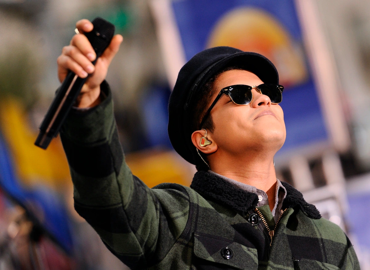 Bruno Mars: In The News, On the stage, And Off
