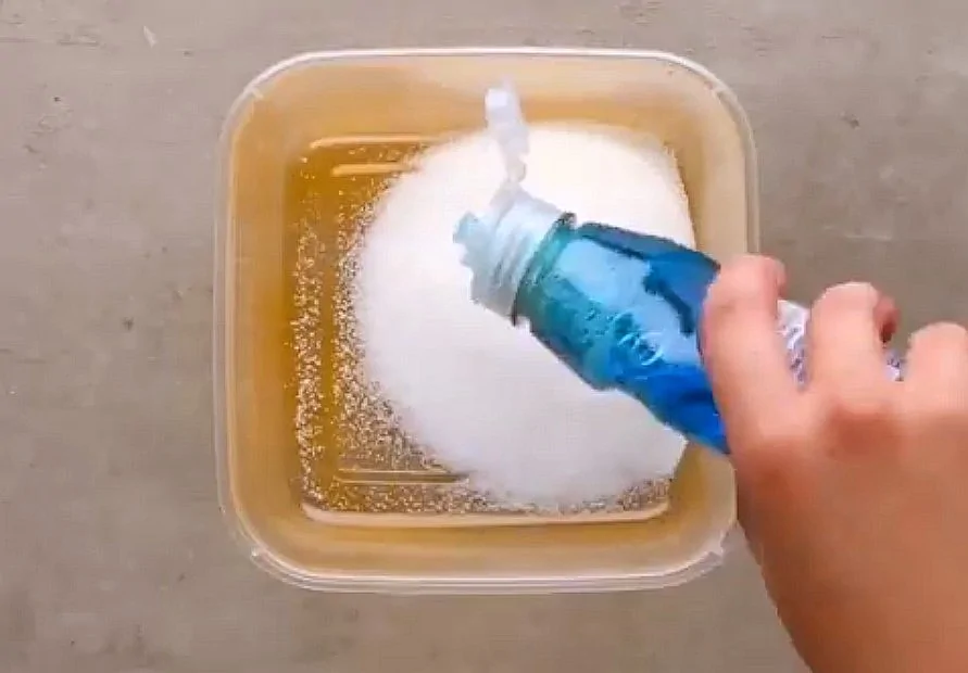 Get Rid of Container Stains